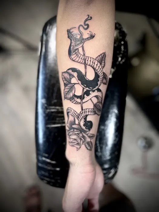 A Touch of Art Tattoo Studio 4