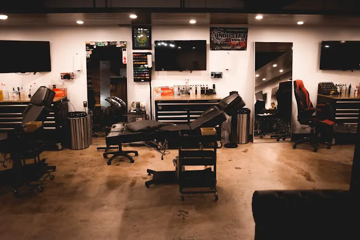 Black Hatchet Tattoo Co. 5