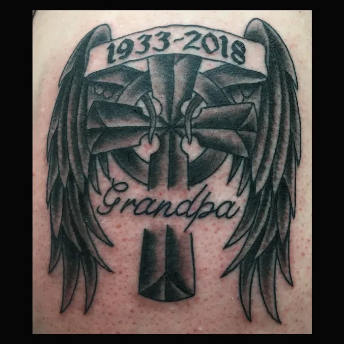 Sean Martin Tattoo 1