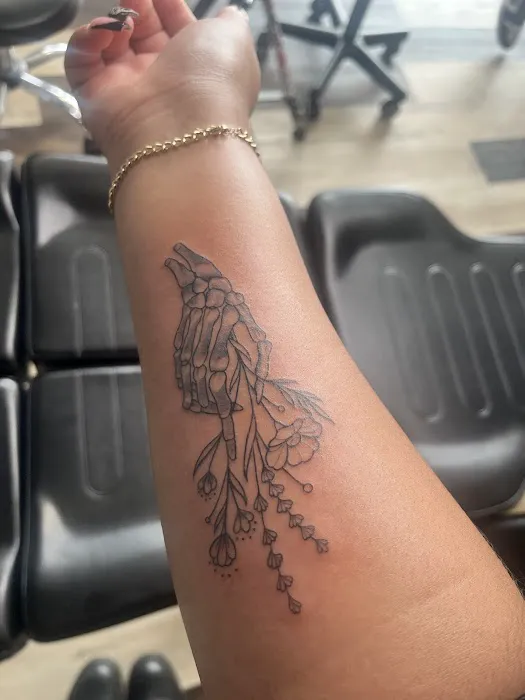 Xclusive Ink IV 3