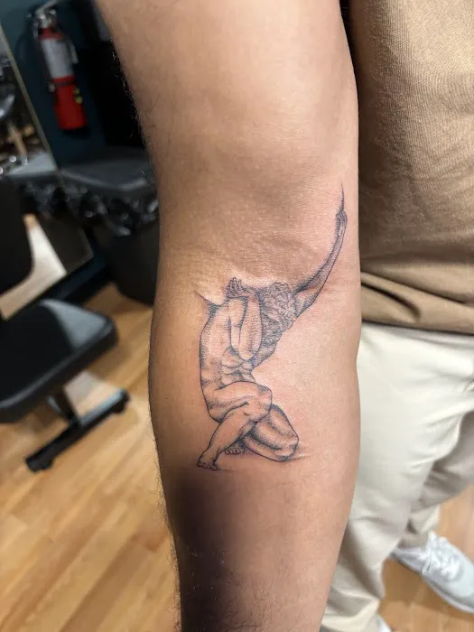 Vivid Ink Tattoo 8