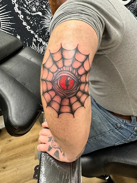 The Ravens Nest Tattoo Studio and Art Emporium 0