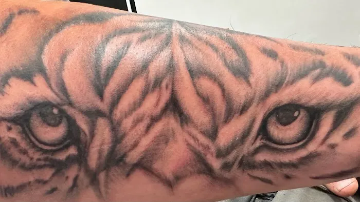 The Ravens Nest Tattoo Studio and Art Emporium 2