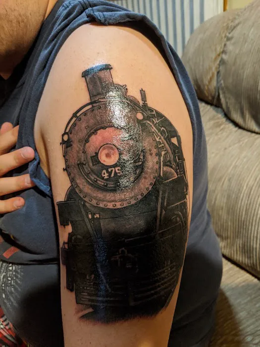 Marc's Tattooing 1