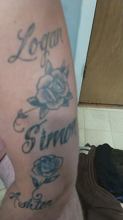 Marc's Tattooing 5