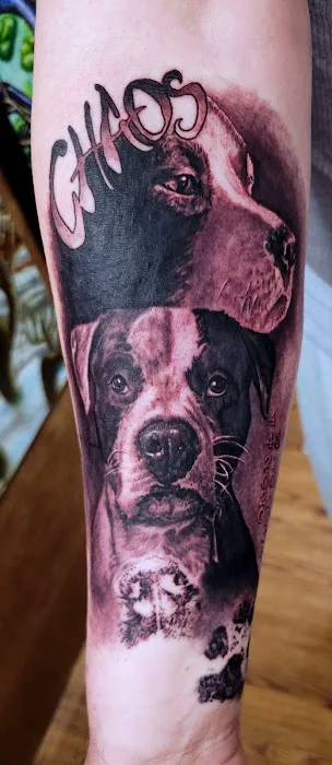 Altar Studios Tattoo on Main 7