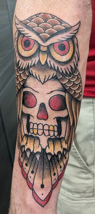 Rock'N Willy's Tattoo & Piercing 0