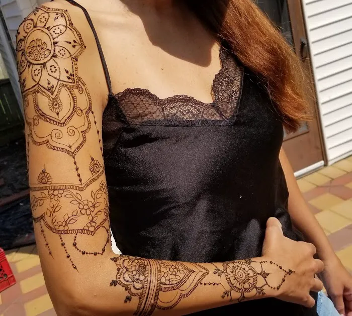 Arva Henna Artist 9