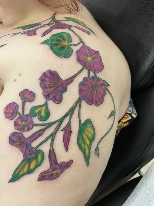 Bloodlines Tattoo & Piercing 0