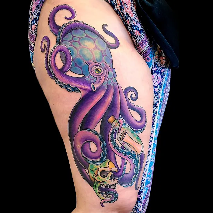 The Raven's Mark Tattoo Studio 6
