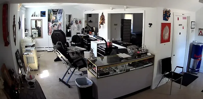 Reigning Ink Tattoo Studio 5