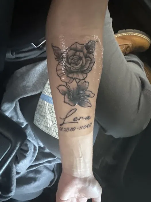 The Lucky 7 Tattoo Studio 6