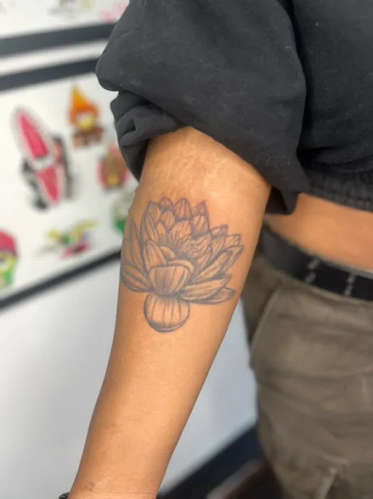 Needles Art studio - Body Art & Piercings 1