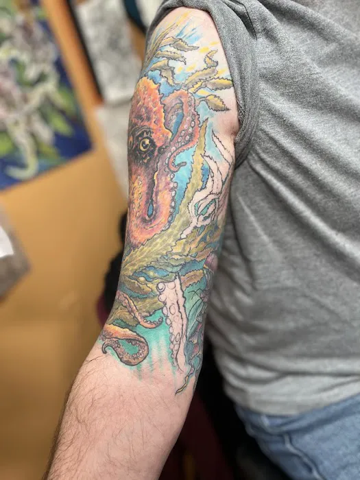 Mercury Tattoo Studio 6