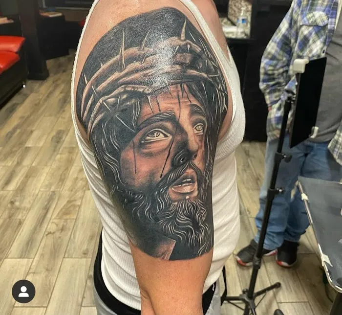 Black Lion Studio Tattoo 4