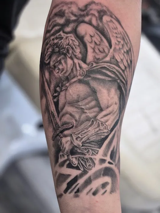 Black Sheep Tattoo & Piercing Studio 1