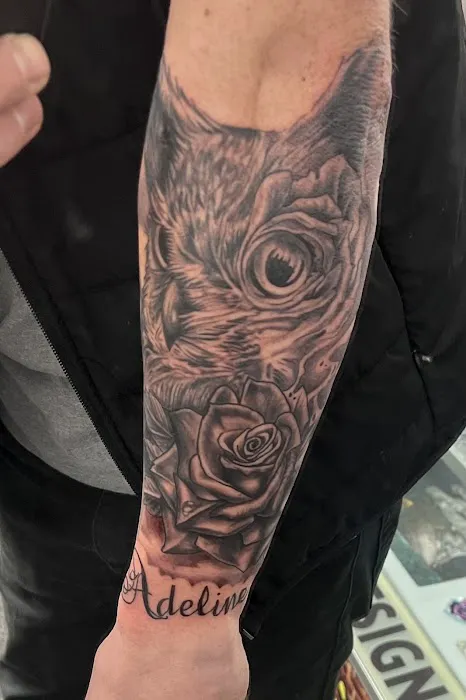 Papillon Reborn Tattoo & Art Studio 0