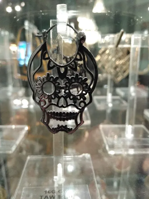 Black Diamond Body Piercing 7