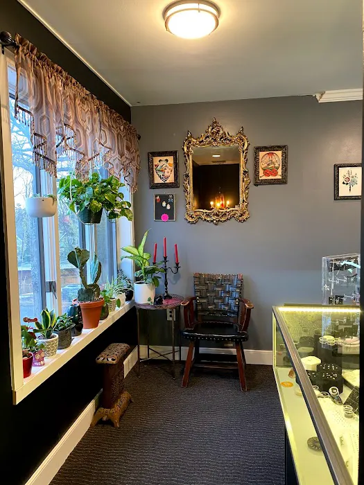 South Main Tattoo & Piercing 0