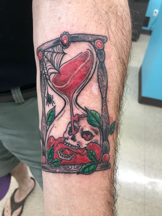 Marc's Tattooing 215 2