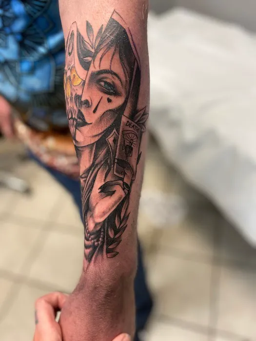 Sinner's Circle tattoo co. 3