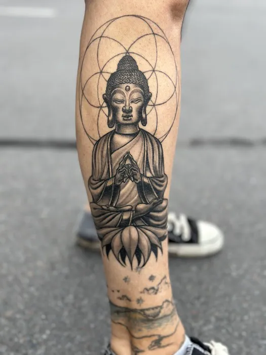 Glass Heart Tattooing & Arts 8