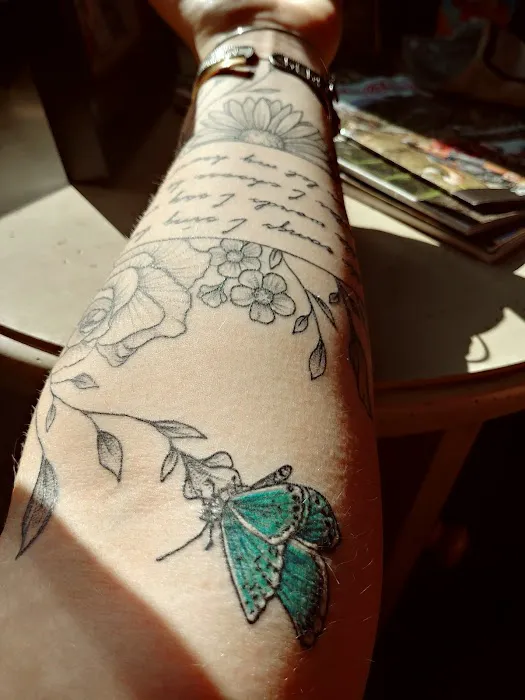 Glass Heart Tattooing & Arts 2