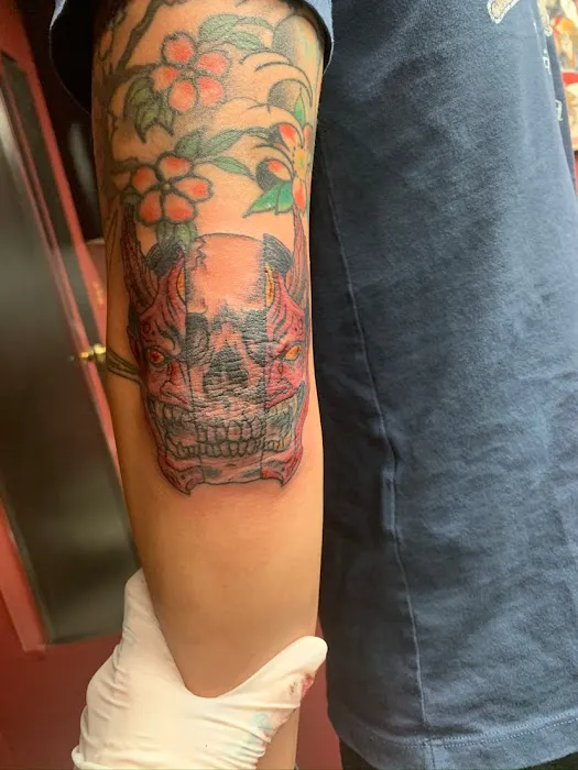 1st Class Tattooing 0