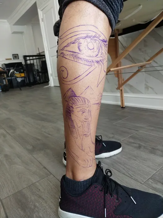Unroyal Ink Tattoo Shop 4