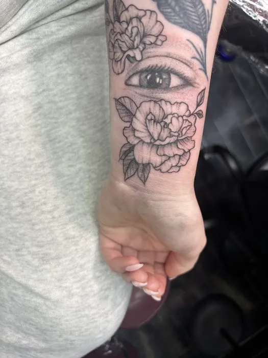 Old Glory Tattoo Co. 4