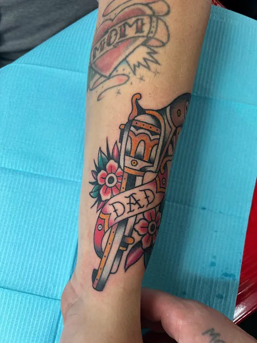 Instinkt Tattoo Shop 6