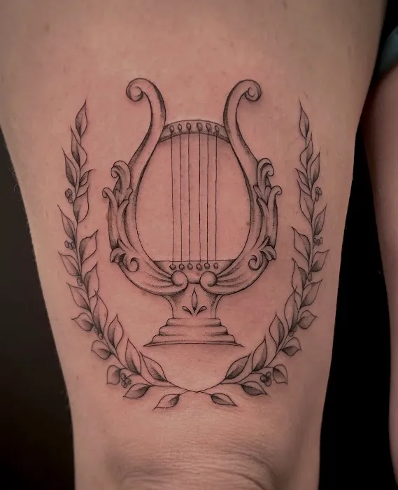 Fine Line Tattoo 0