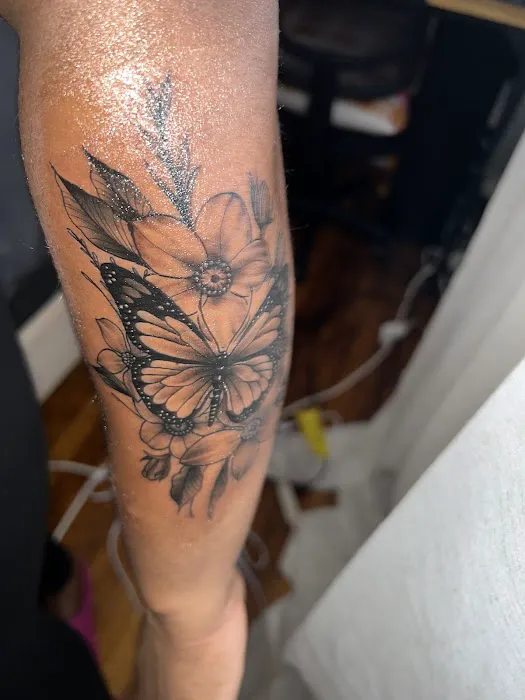 Bloodlines Tattoo and Piercing 7