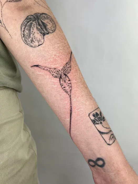 Handpoked Tattoos by Moth Morgenson 2