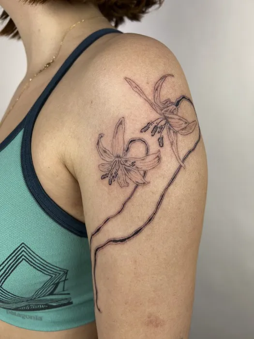 Handpoked Tattoos by Moth Morgenson 3