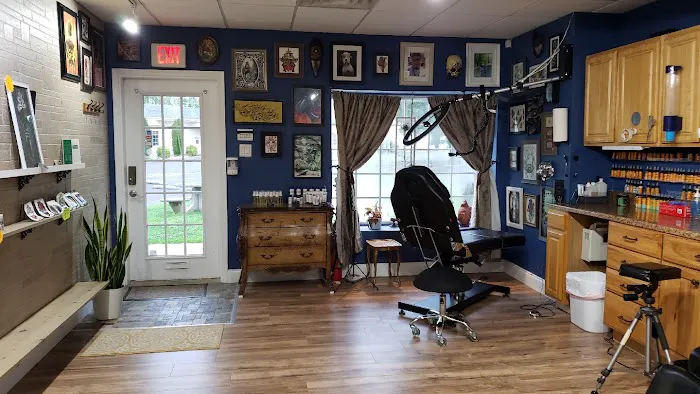 signature art studios 7