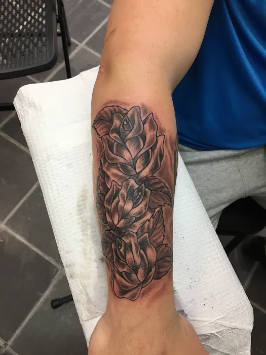 Venue Tattoo & Piercing 2