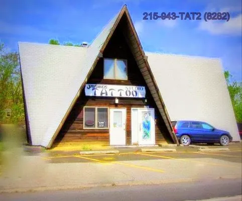Jaybird's Tattoo Studio 6