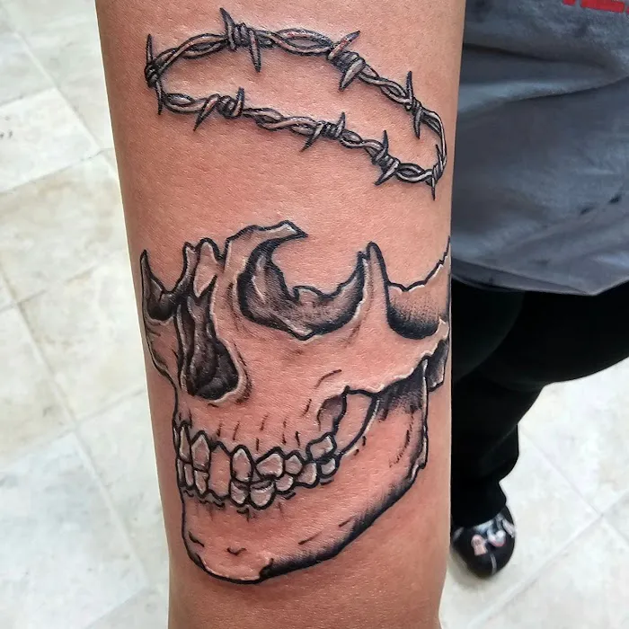 Tattoo Galaxy (Feasterville) Piercing & Custom tattoos 8