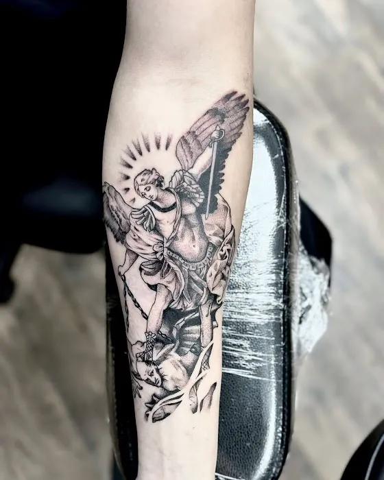 Tattoo Galaxy (Feasterville) Piercing & Custom tattoos 6