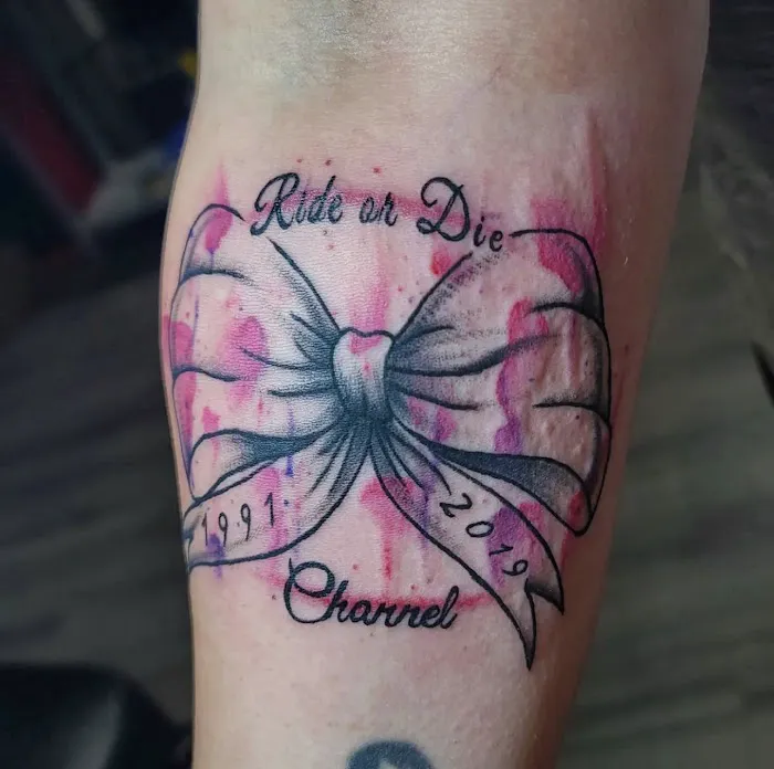 Den of Sinz Tattoo and Piercing Shop 8