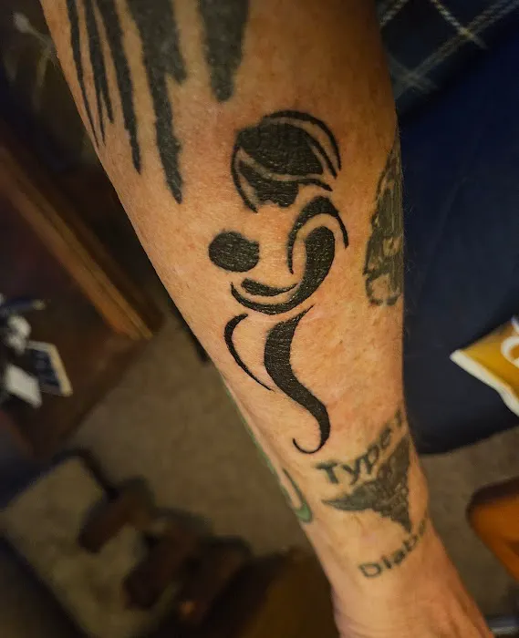 Grave 74 Tattoo Studio 2