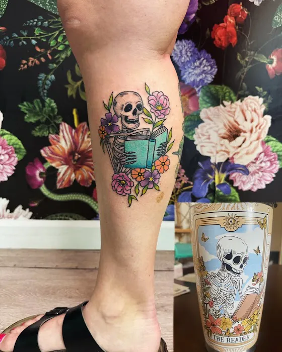 Lady Serpentine Tattoo Studio 8