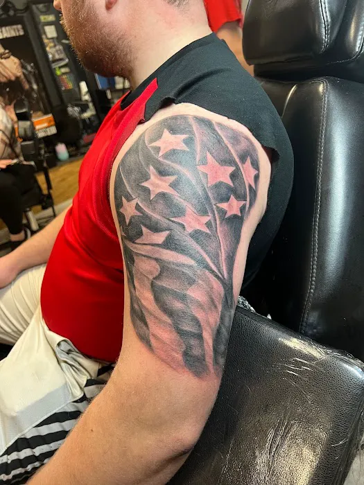 Inkglorious Custom Tattoo Studio 0