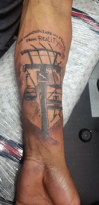 Shark City Tattoos 0