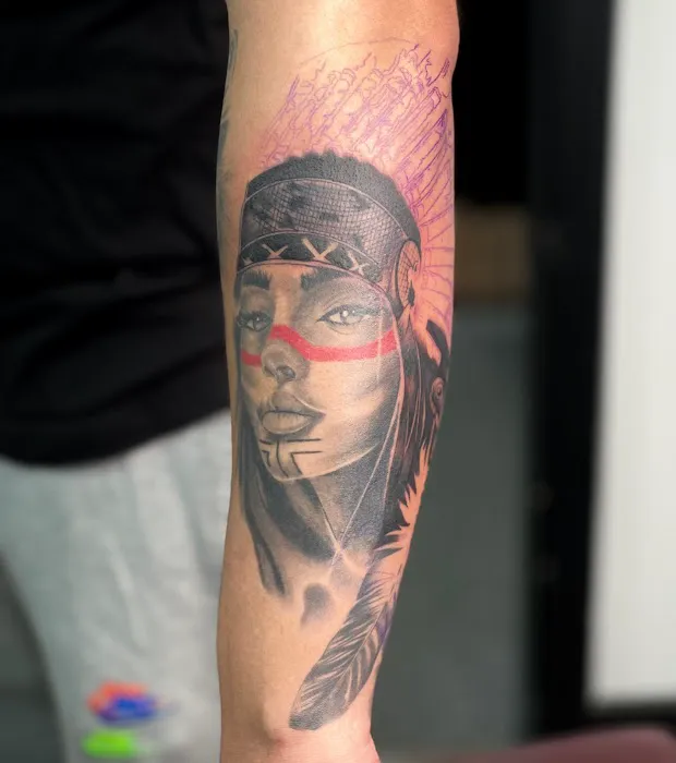 Vibrant Visions Tattoo & Body Piercing 6