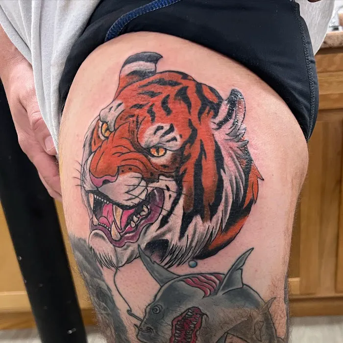 Vibrant Visions Tattoo & Body Piercing 9