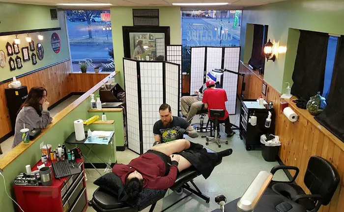 Bloodmoon Collective: Tattoo & Fine Art 7