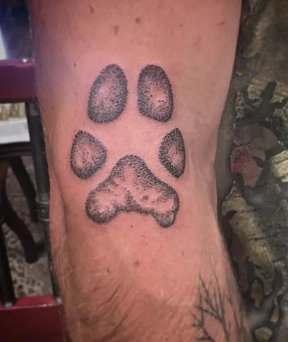 AR Designs Fine Art & Tattoo 9