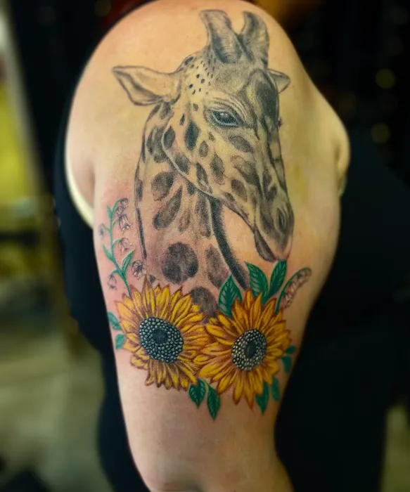 Elysian Ink Tattoo Lounge 6